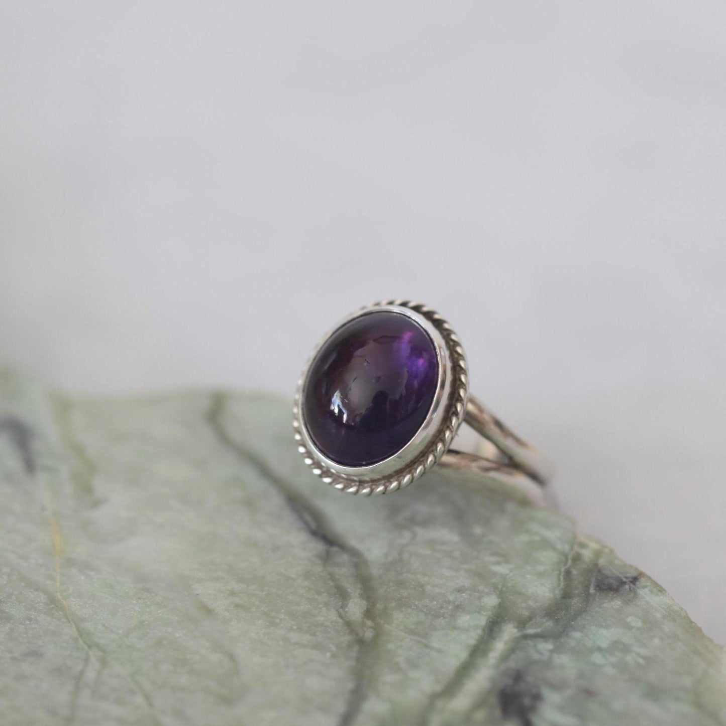 Oval Amethyst Classically Set Sterling Silver Ring size 7.5