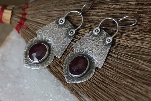 Deep Red Sapphire Roller Print Scroll Sterling Silver Earrings