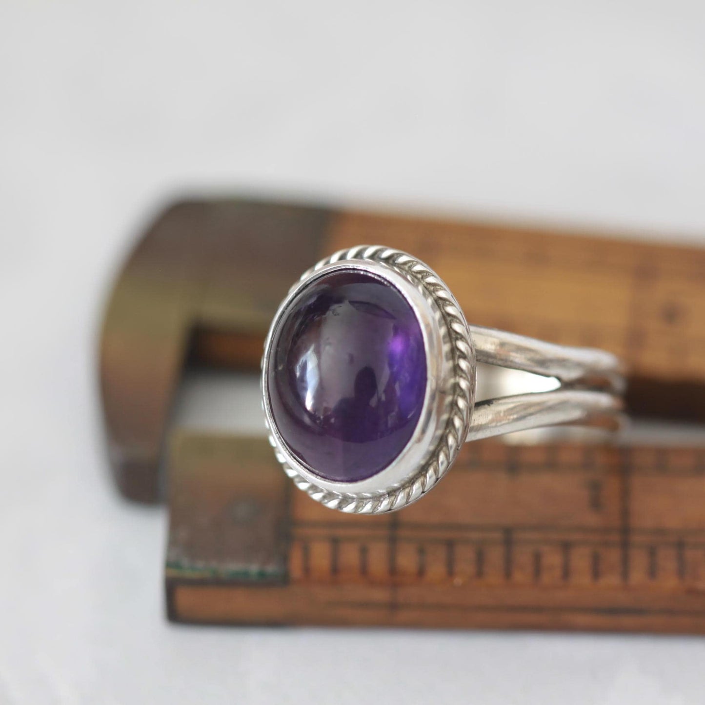 Oval Amethyst Classically Set Sterling Silver Ring size 7.5