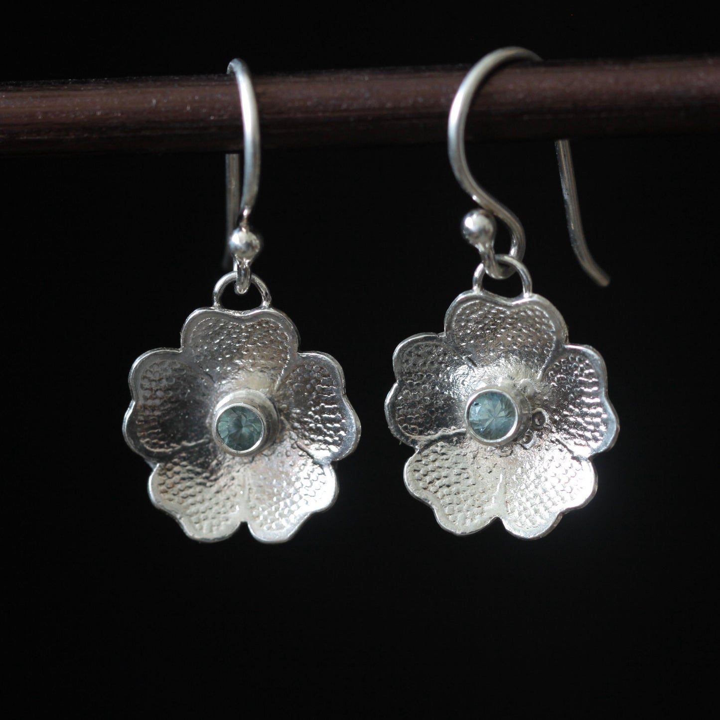 Montana Sapphires Round Brilliant cut Blue Green in Sterling Roll Print Flowers Earrings OOAK